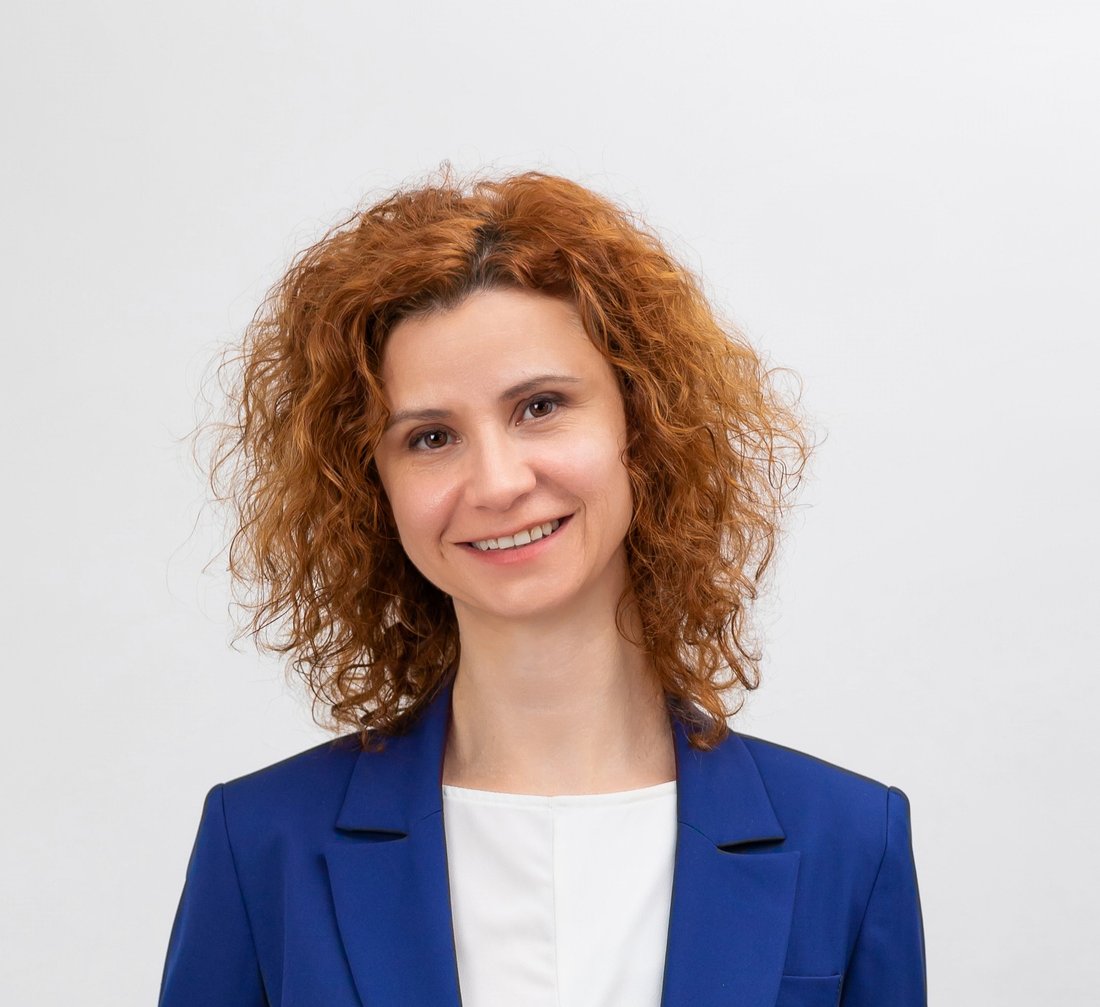 Kinga Kroth-Madarász, founder of Uplevel Coaching & Consulting